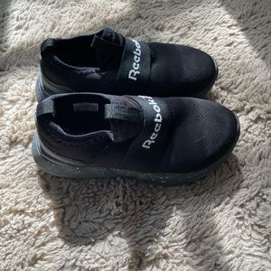 Toddler black slip on reebok